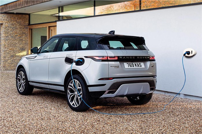 Next gen Land Rover Discovery Sport, Evoque to get electrified powertrains only